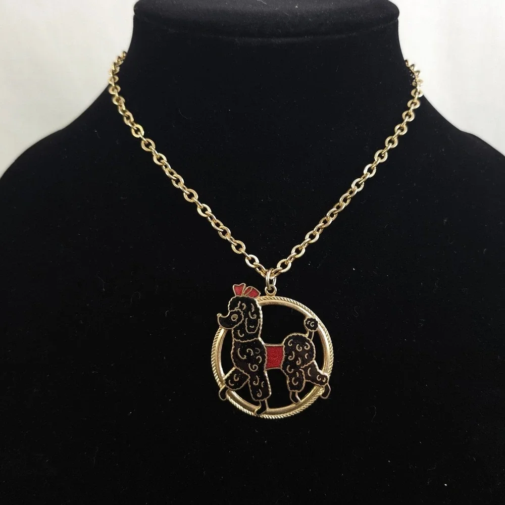 Sara Coventry Necklace 